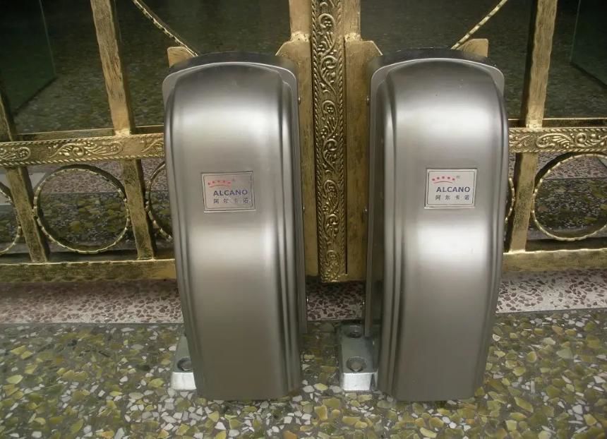 開門機(jī)
